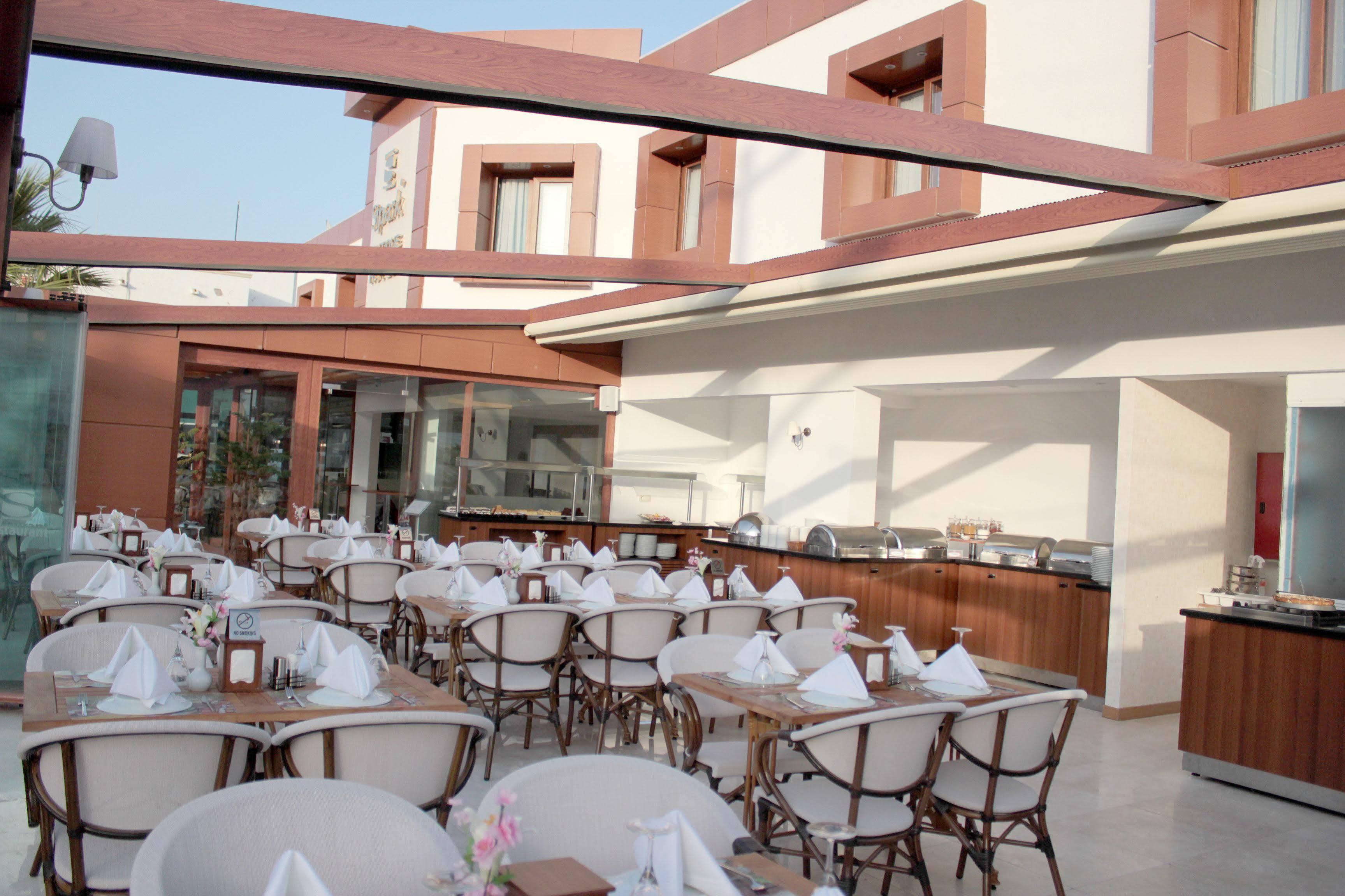 Majeste Hotel Bodrum 居姆贝特 外观 照片